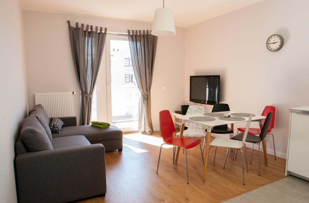 Apartment By Rentoom Torun